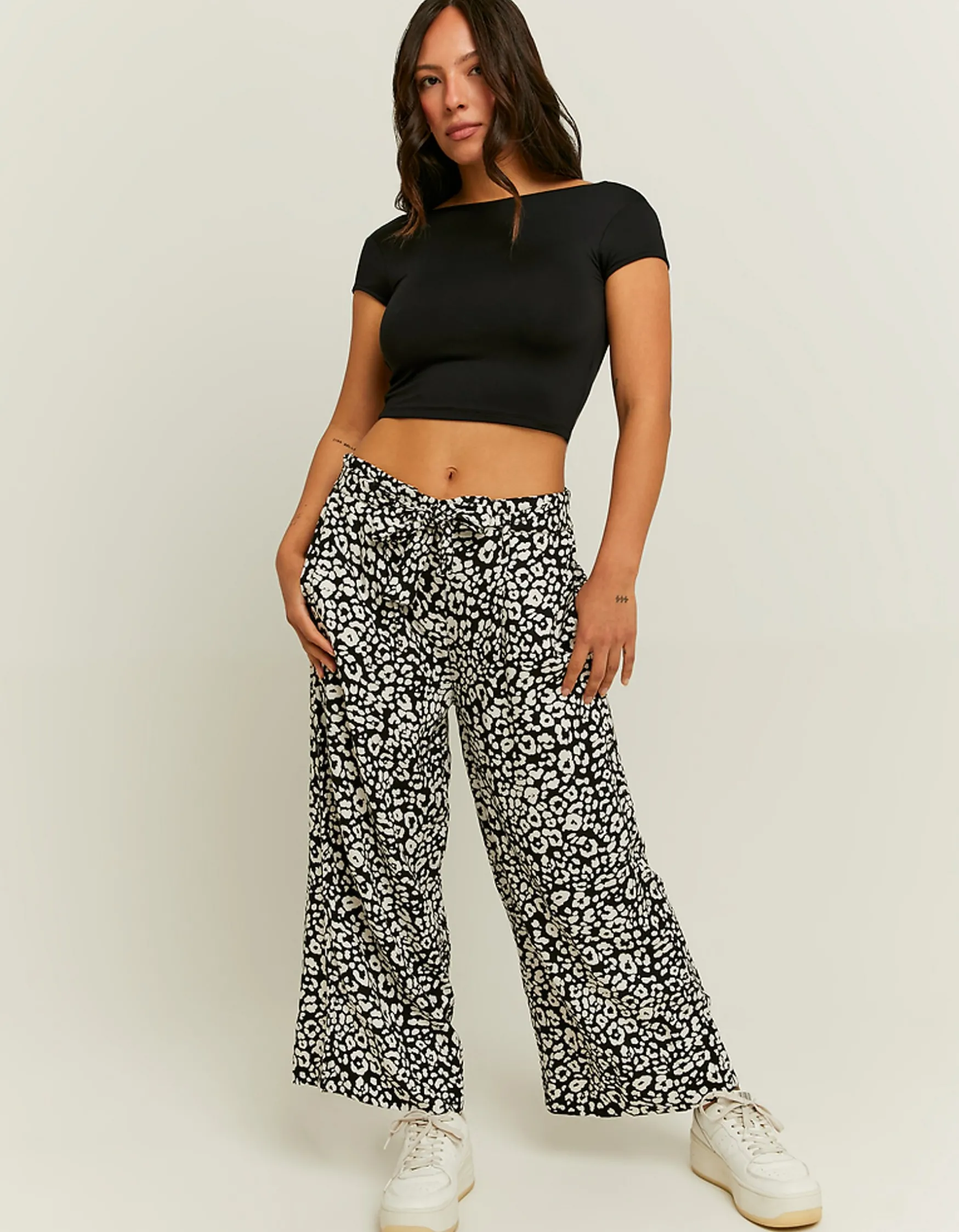 Tally Weijl Bedruckte Culotte-Hose mit Knoten^ Hosen