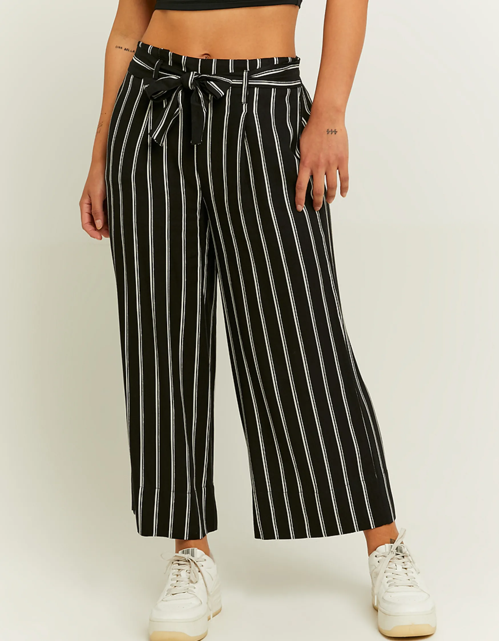 Tally Weijl Bedruckte Culotte-Hose mit Knoten^ Hosen