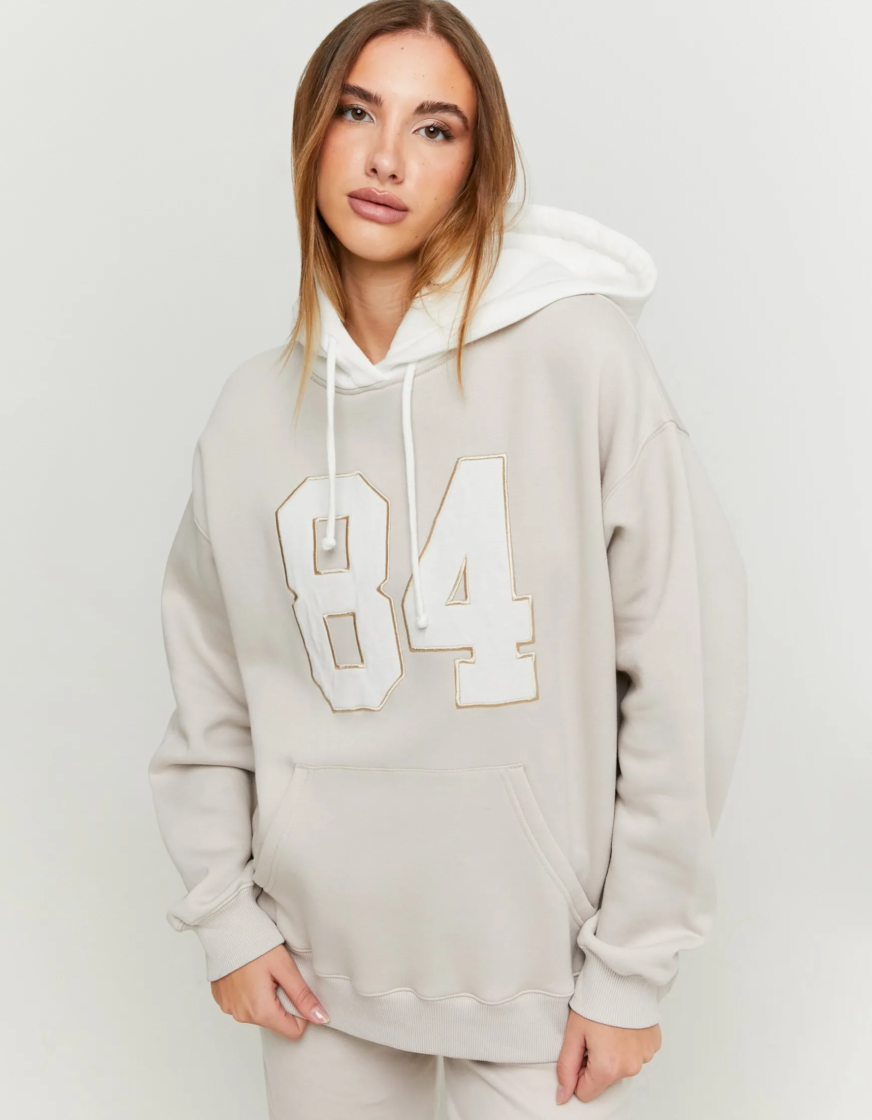 Tally Weijl Beiger Oversize Hoodie mit Bestickung^ Sweatshirts & Hoodies