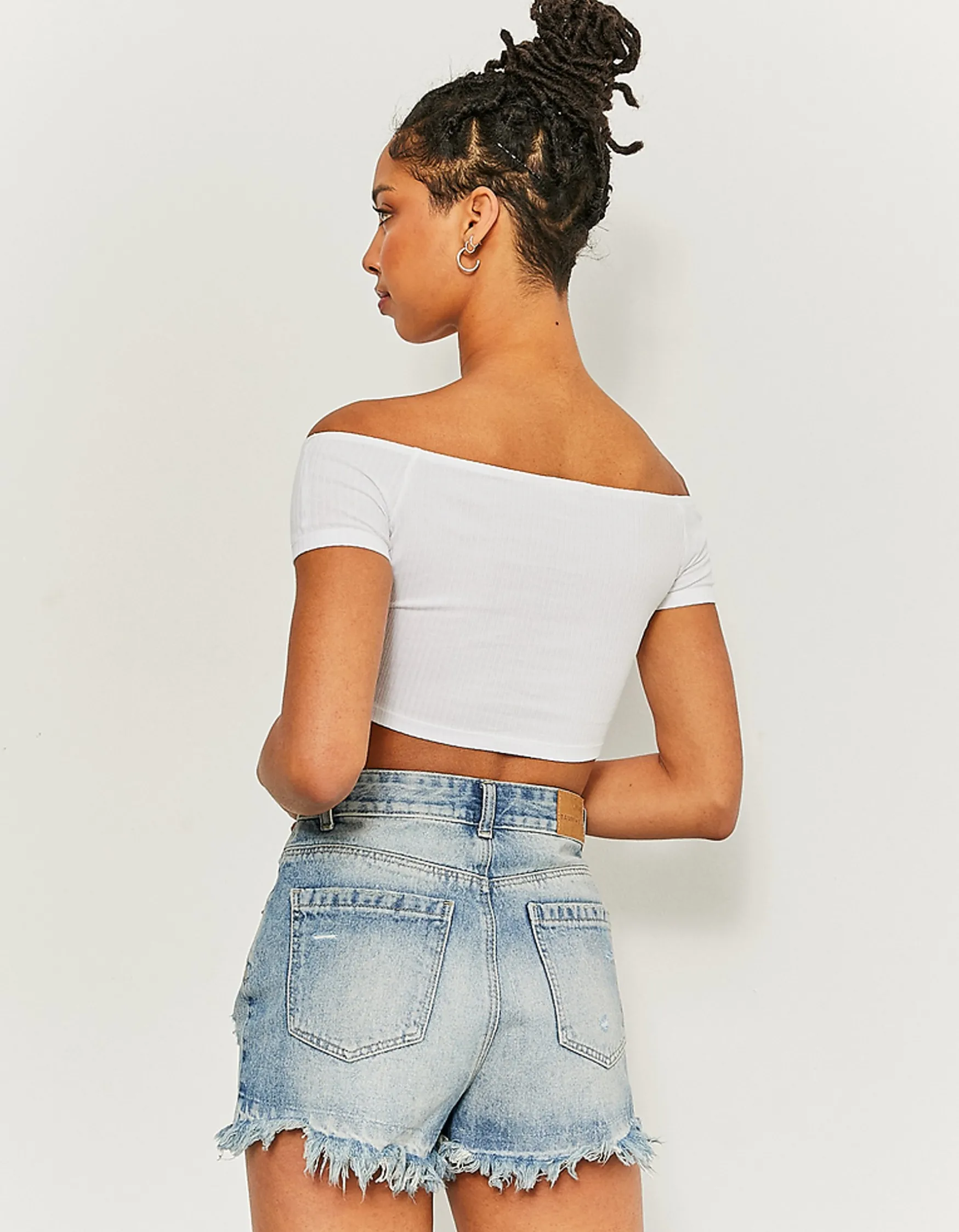 Tally Weijl High Waist Ripped Denim Mom Shorts^ Shorts