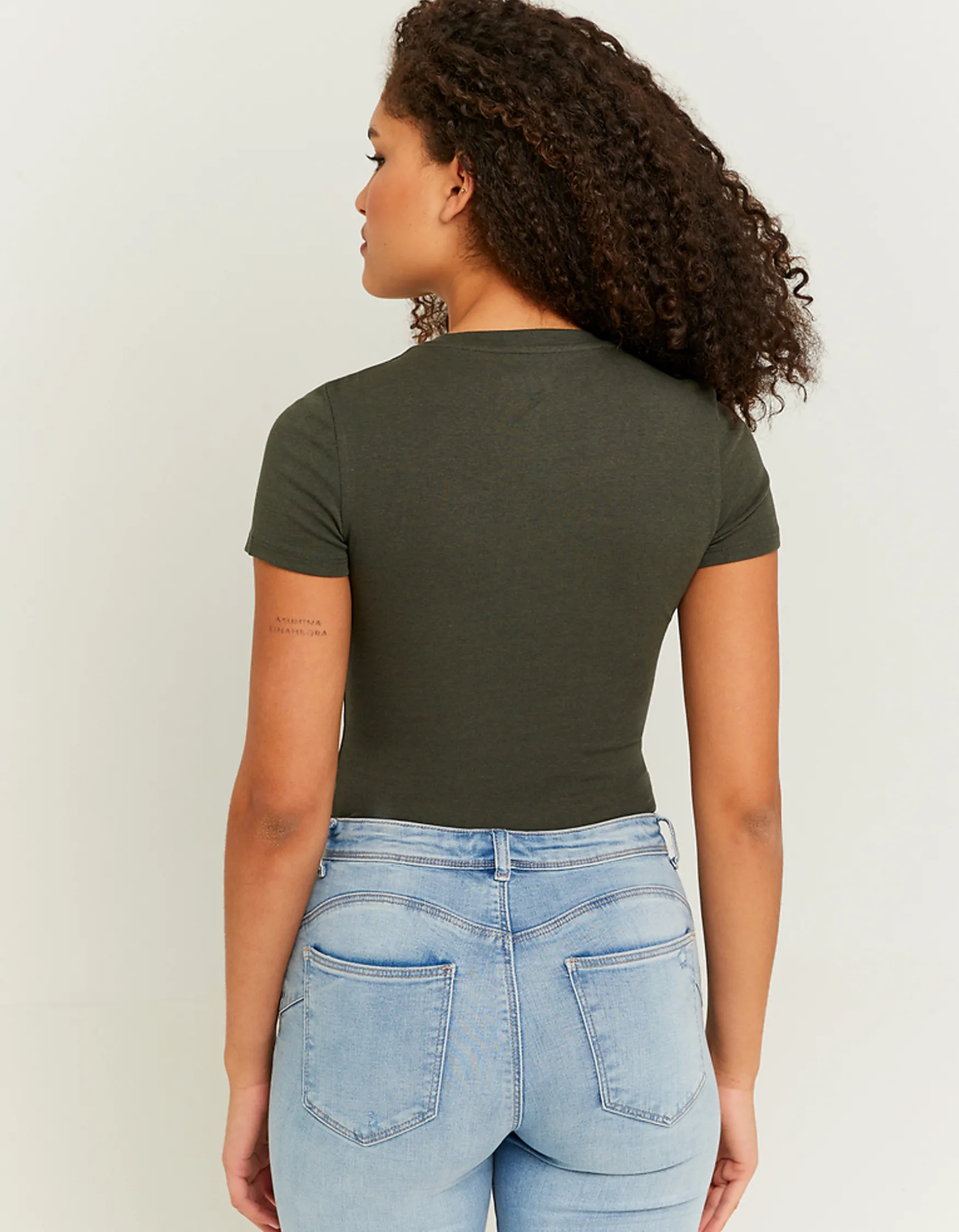 Tally Weijl Khaki Basic Body mit kurzen Ärmeln^ Basic T-Shirts | Bodies