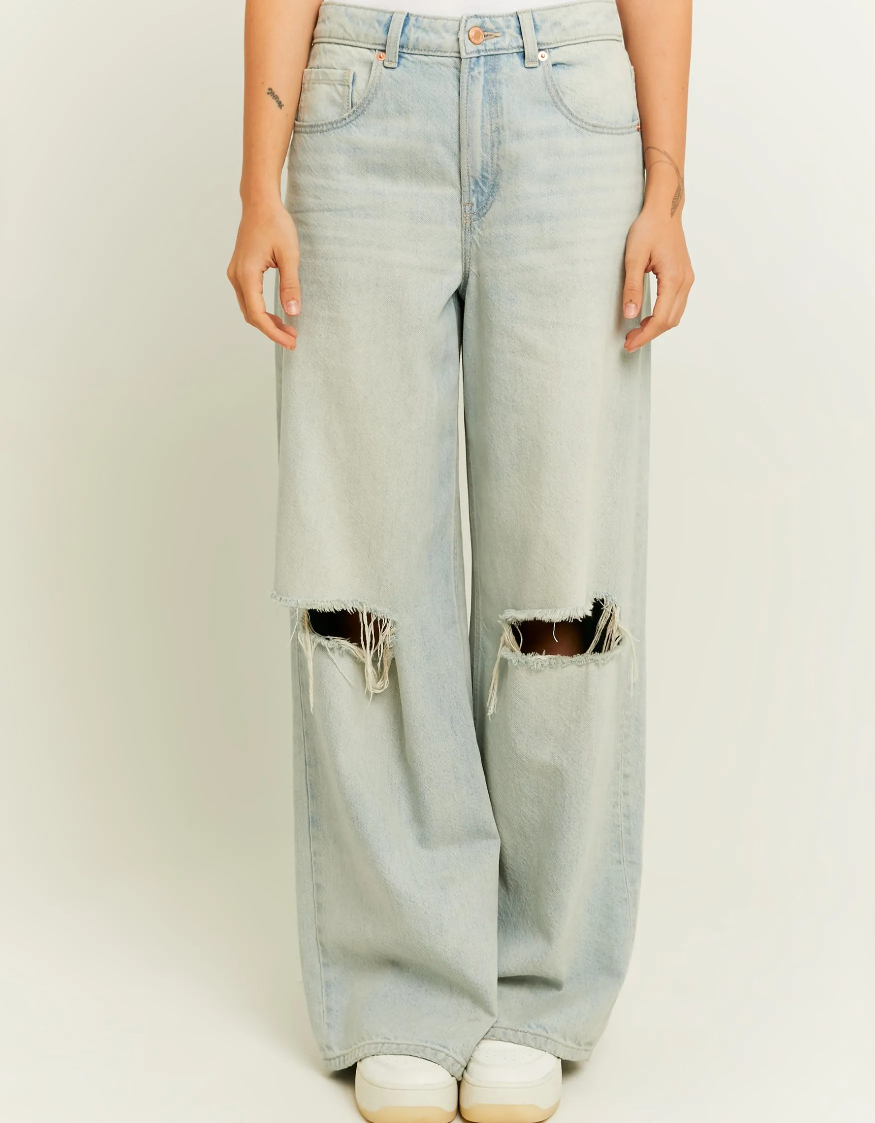 Tally Weijl Mid Waist Jeans im "Destroyed" Look^ Jeans