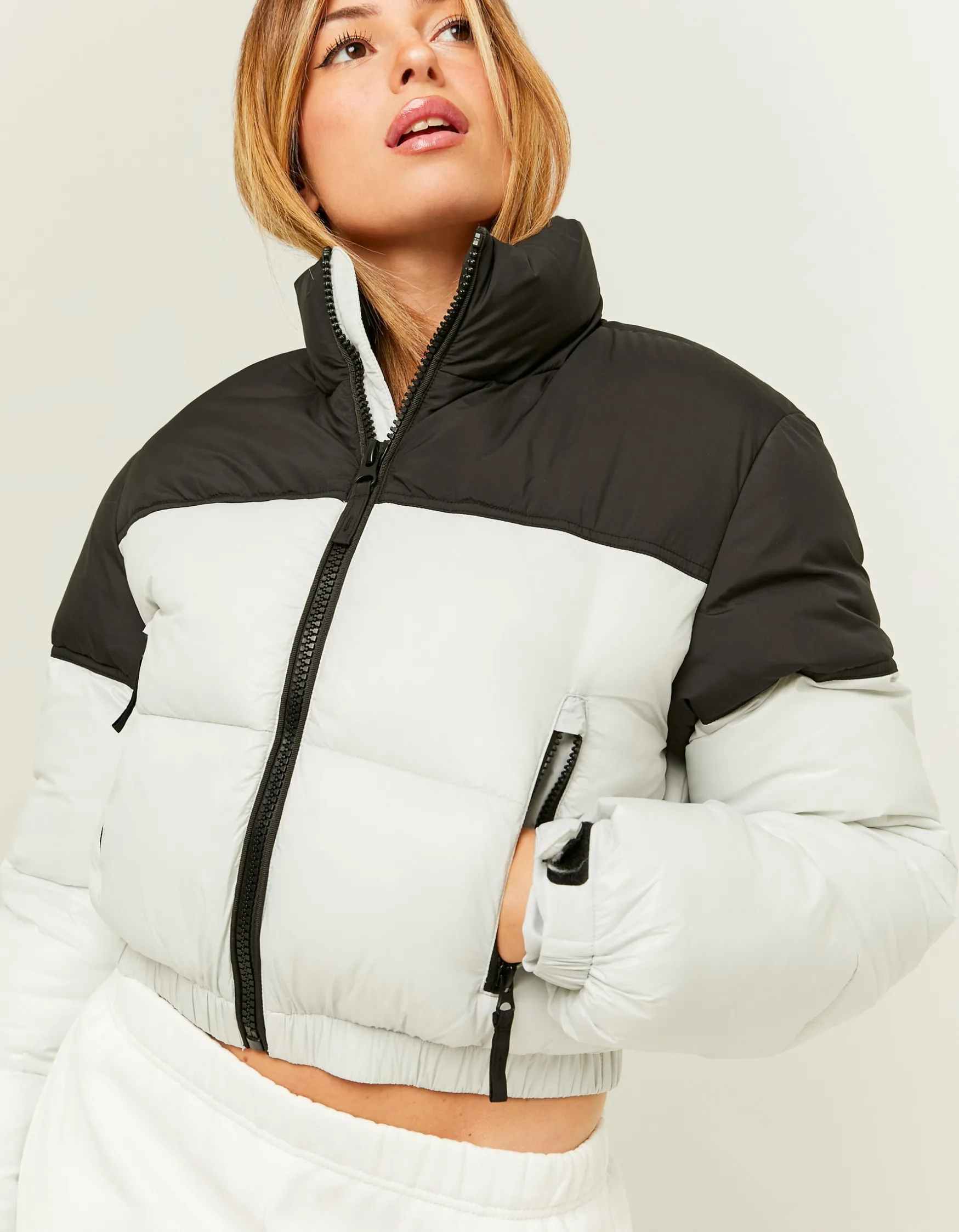 Tally Weijl Pufferjacke mit Colorblock Details^ Jacken