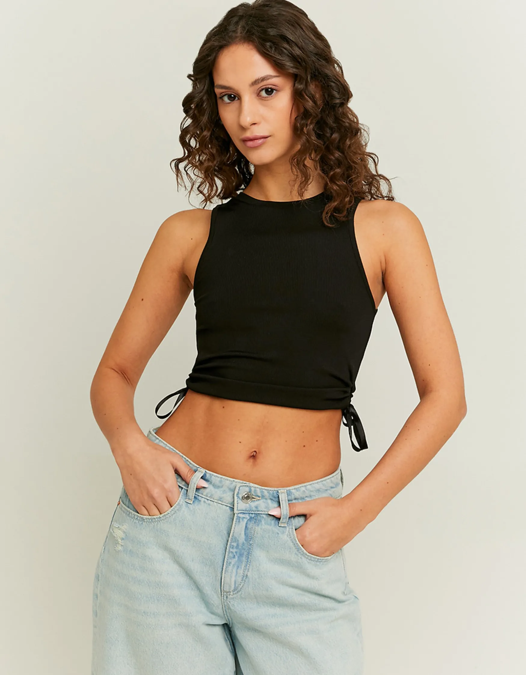 Tally Weijl es Cropped Top mit Seiten Cut Outs^ Tops