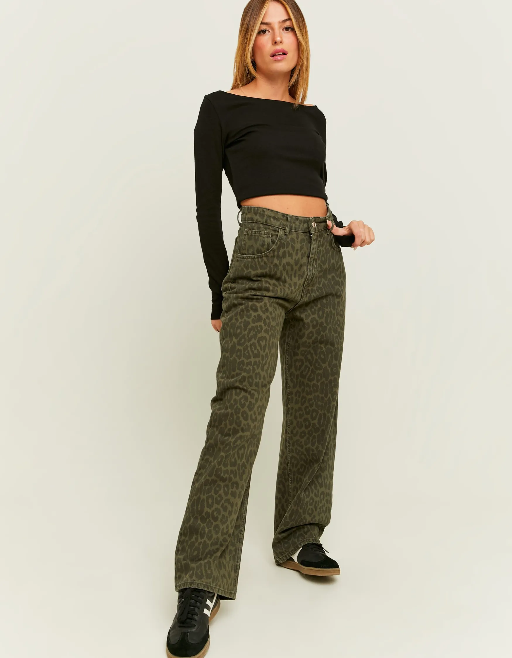 Tally Weijl Straight Leg Jeans mit Leo-Print^ Jeans