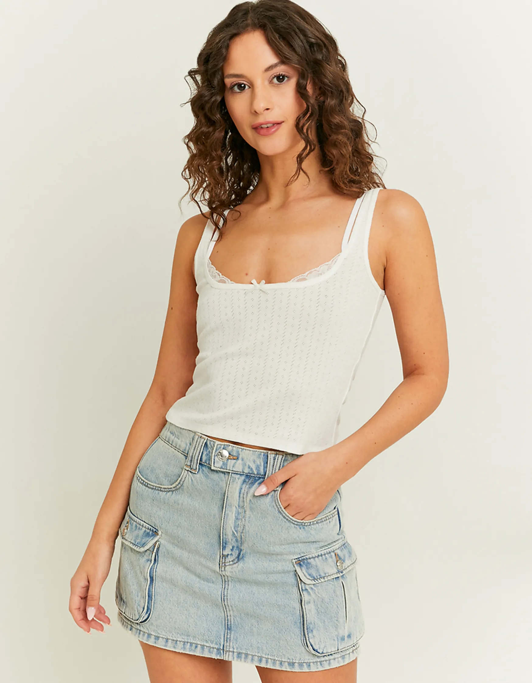 Tally Weijl Weisses Basic Tank Top mit Lace Insert^ Basic T-Shirts